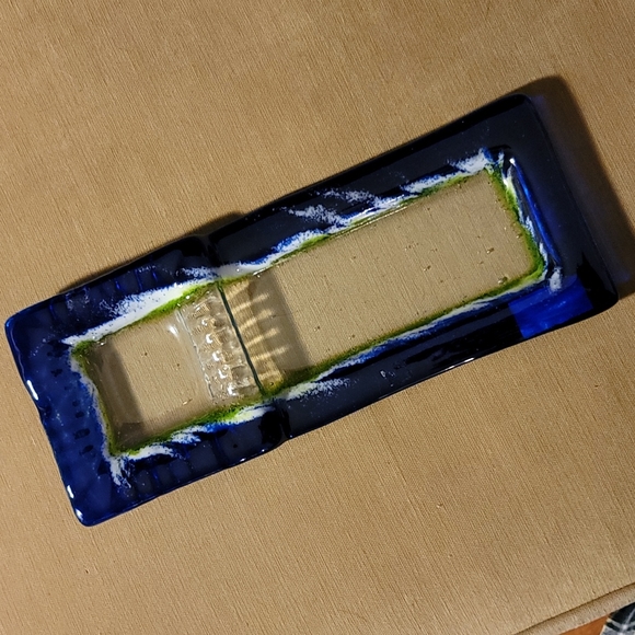 Kiln Art Glass Dish - Picture 4 of 4